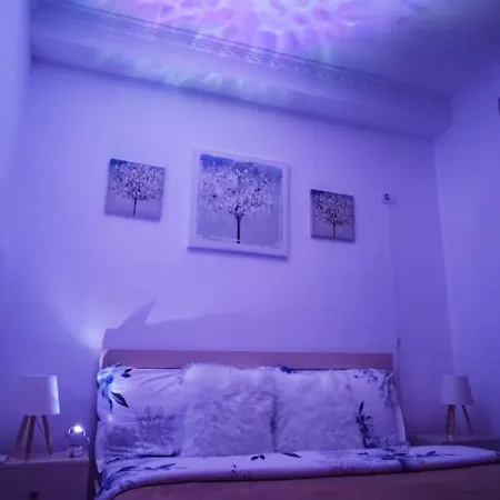 Ridi's Comfort 2 Apartment *